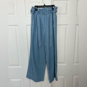 Super soft denim pants, size 4